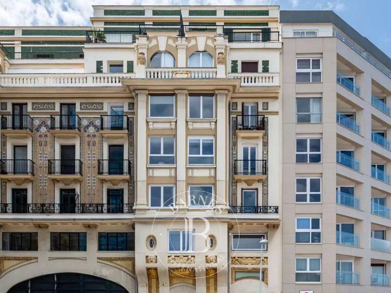 Appartement Saint-Sébastien - 3 chambres - 130m²
