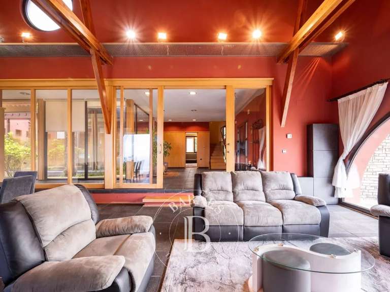 Maison Saint-Sébastien - 5 chambres - 668m²