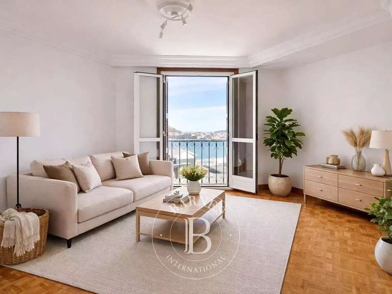Maison Saint-Sébastien - 4 chambres - 277m²