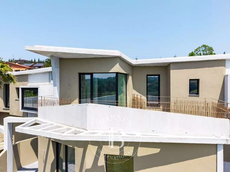 Maison Saint-Sébastien - 4 chambres - 250m²