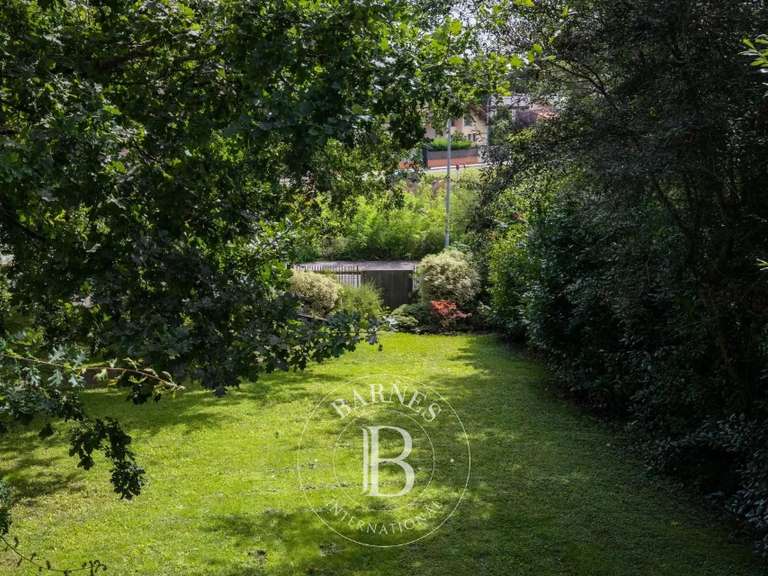 Maison Saint-Sébastien - 6 chambres - 330m²