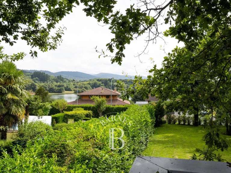 Maison Saint-Sébastien - 6 chambres - 330m²