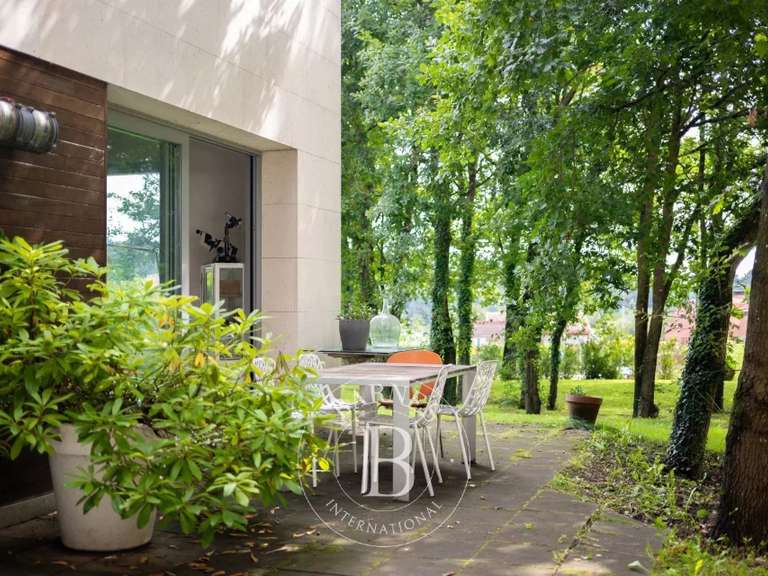 Maison Saint-Sébastien - 6 chambres - 330m²