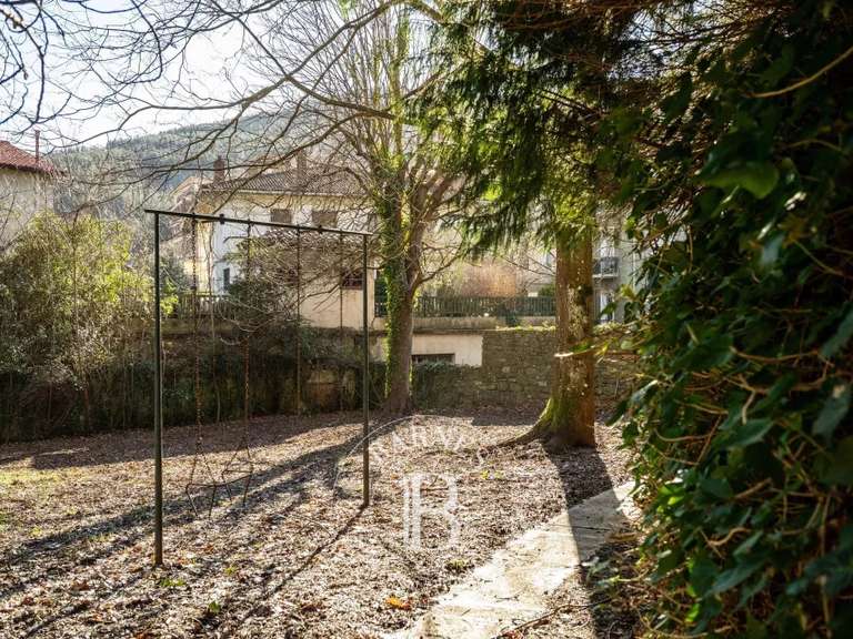 Maison Saint-Sébastien - 7 chambres - 1720m²