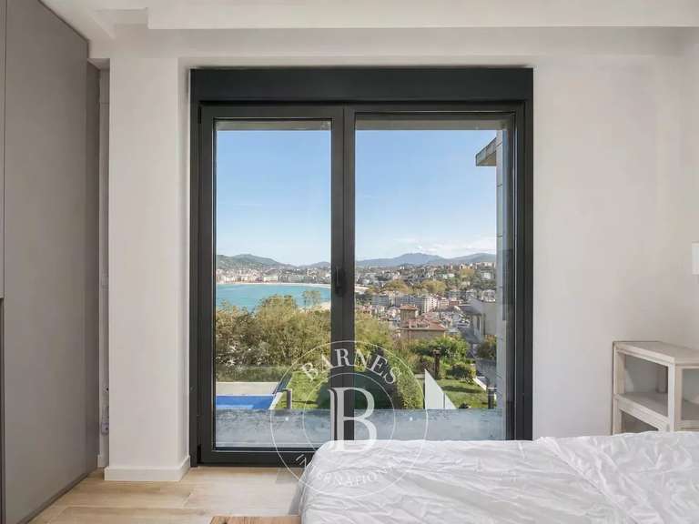 Maison Saint-Sébastien - 4 chambres - 350m²