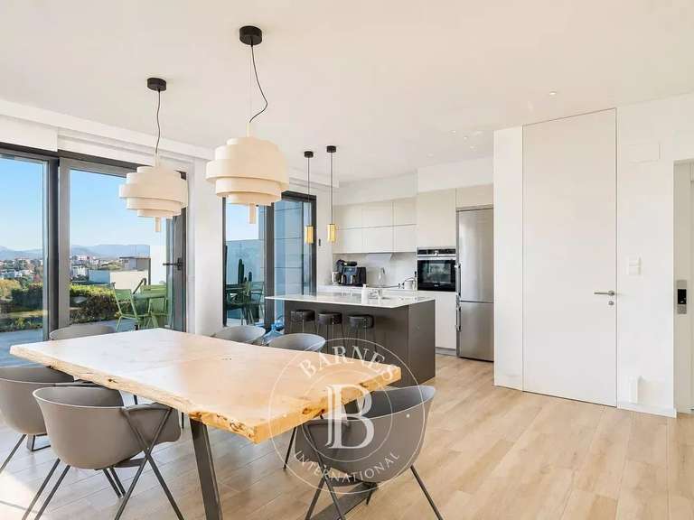 Maison Saint-Sébastien - 4 chambres - 350m²