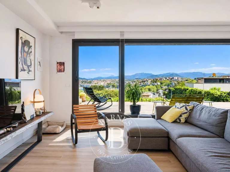 Maison Saint-Sébastien - 4 chambres - 350m²