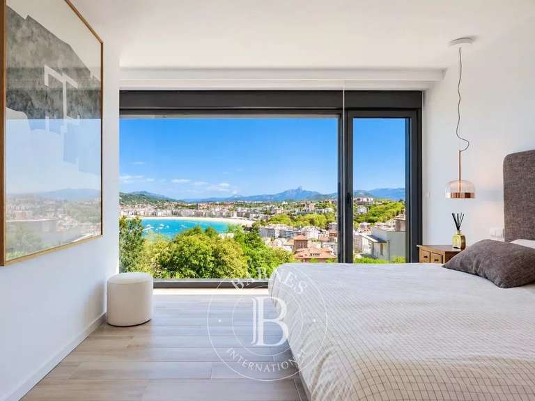 Maison Saint-Sébastien - 4 chambres - 350m²