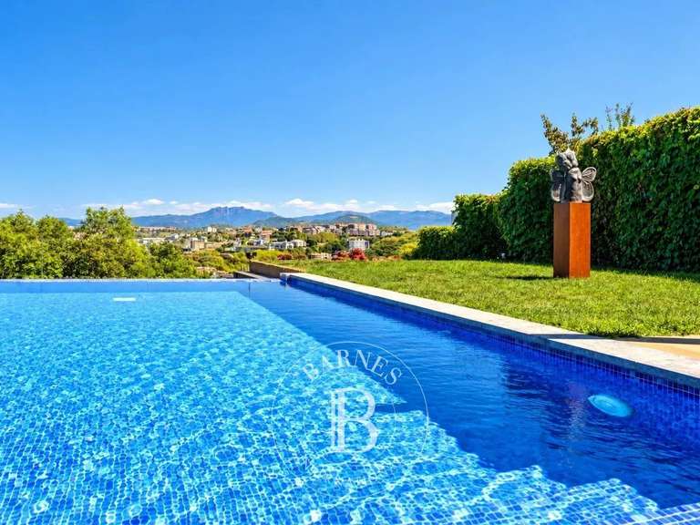 Maison Saint-Sébastien - 4 chambres - 350m²