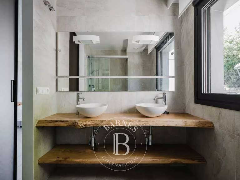 Maison Saint-Sébastien - 4 chambres - 350m²