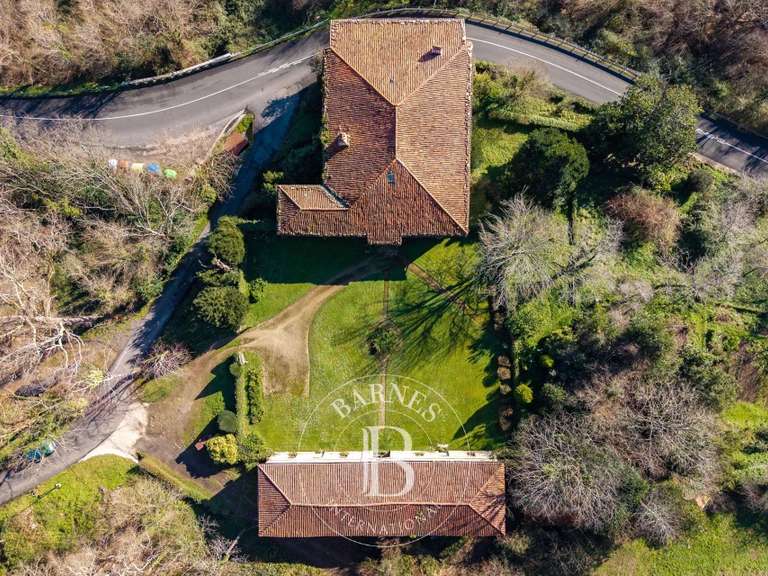 Propriété Saint-Sébastien - 7 chambres - 2150m²