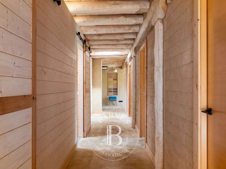 Propriété Saint-Sébastien - 9 chambres - 519m²