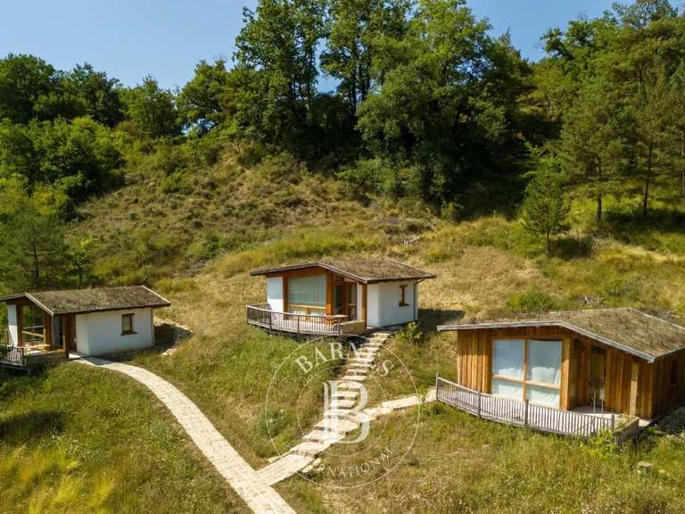 Propriété Saint-Sébastien - 9 chambres - 519m²