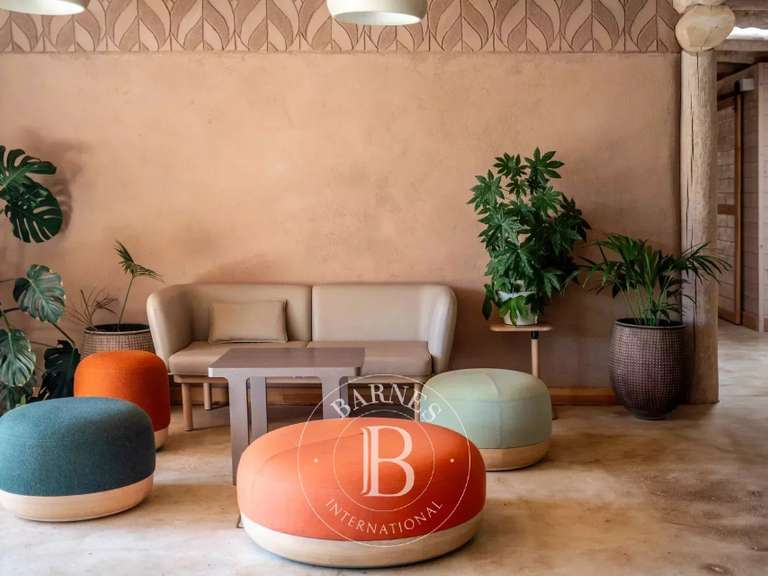 Propriété Saint-Sébastien - 9 chambres - 519m²