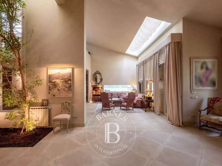 Villa Saint-Sébastien - 6 chambres - 700m²