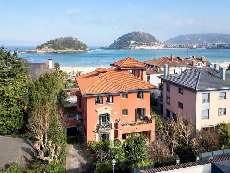 Villa Saint-Sébastien - 6 chambres - 708m²