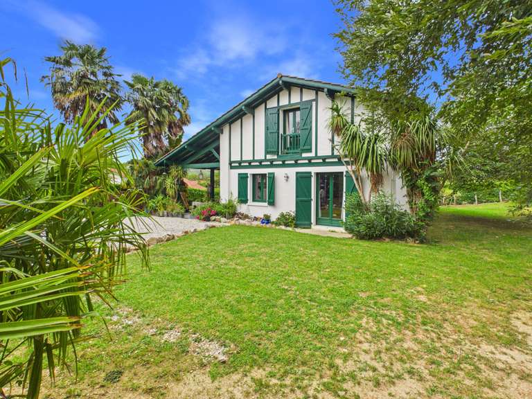 Maison Espelette - 4 chambres - 147m²