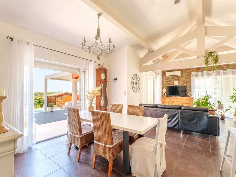 Maison Espondeilhan - 4 chambres - 153m²