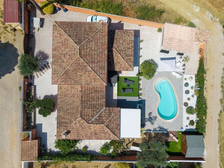 Maison Espondeilhan - 4 chambres - 153m²