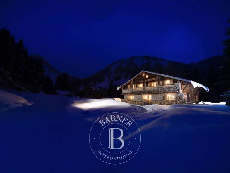 Chalet Essert-Romand - 298m²