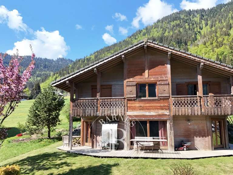 Chalet Essert-Romand - 5 chambres - 169m²