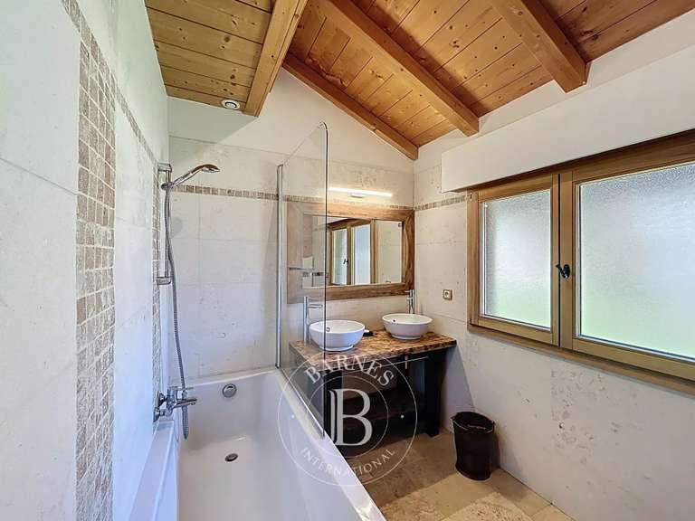 Chalet Essert-Romand - 5 chambres - 169m²