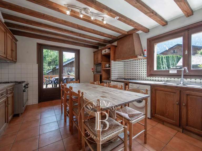 Chalet Essert-Romand - 14 chambres - 548m²