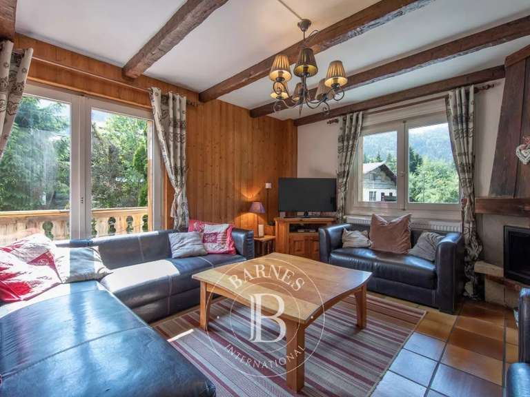 Chalet Essert-Romand - 14 chambres - 548m²