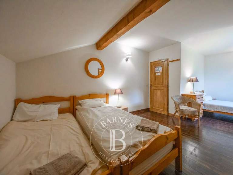Chalet Essert-Romand - 14 chambres - 548m²