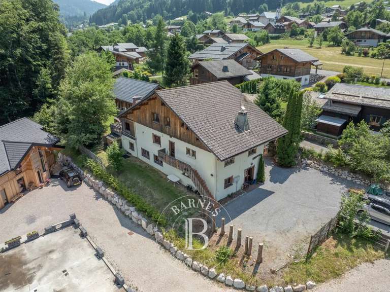 Chalet Essert-Romand - 14 chambres - 548m²