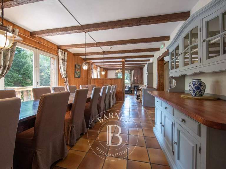 Chalet Essert-Romand - 14 chambres - 548m²