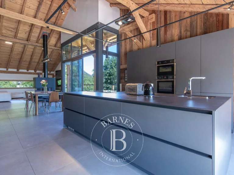 Maison Essert-Romand - 6 chambres - 330m²