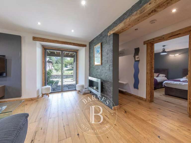 Maison Essert-Romand - 6 chambres - 330m²