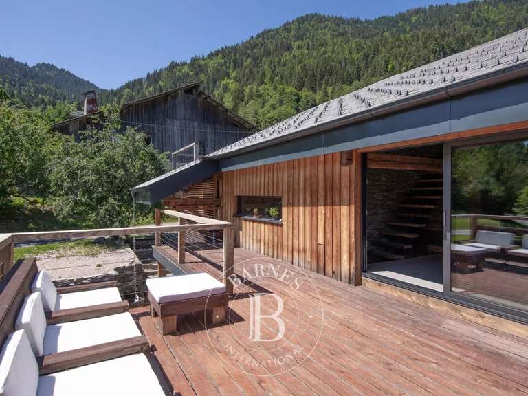 Maison Essert-Romand - 6 chambres - 330m²