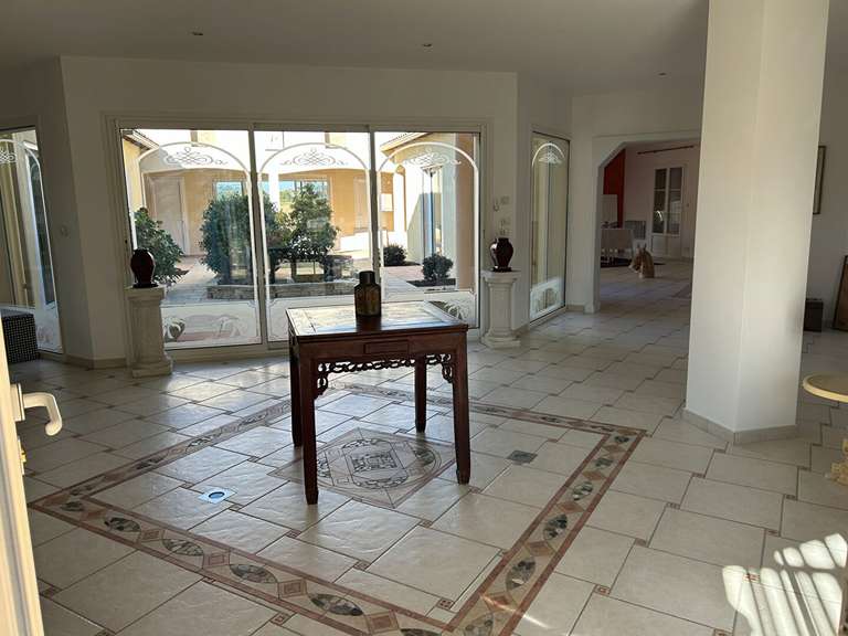 House Essouvert - 5 bedrooms - 408m²