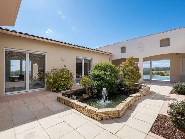 House Essouvert - 5 bedrooms - 408m²