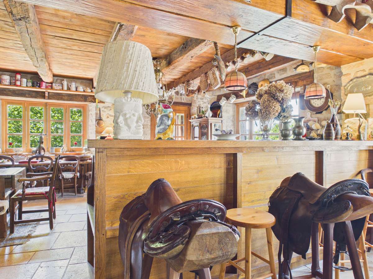 House Estaing