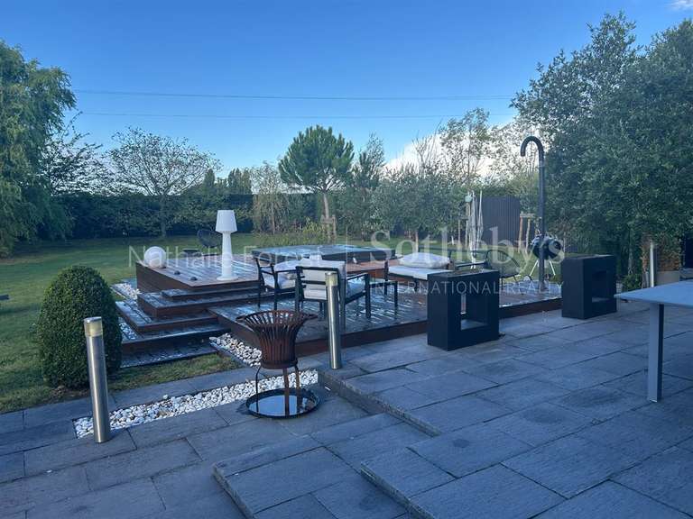 Maison Estaires - 4 chambres - 181m²