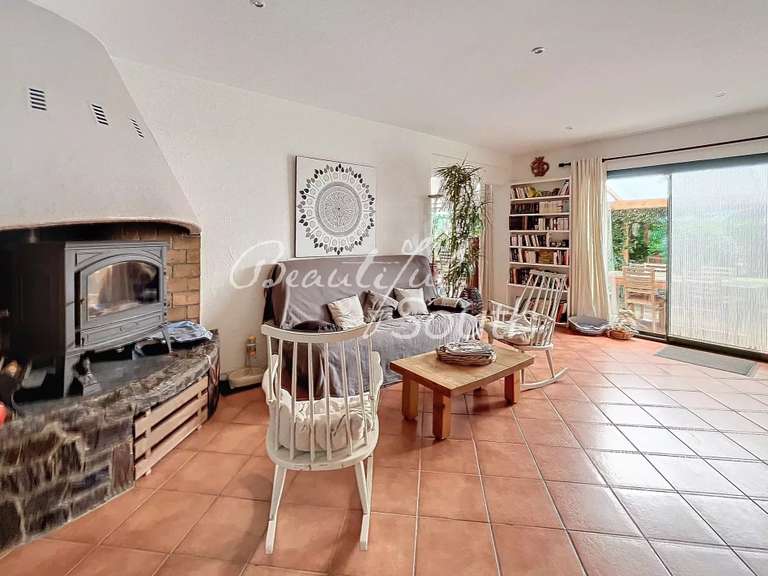 Maison Estoher - 5 chambres - 147m²