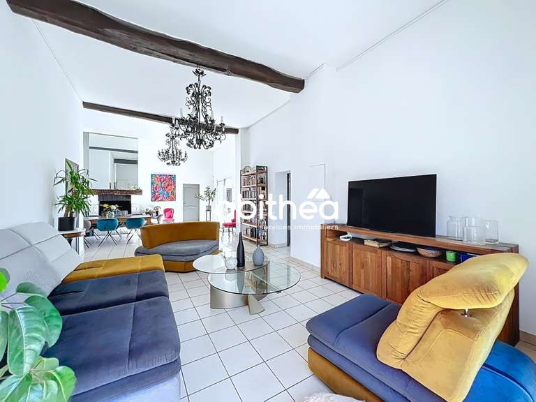 House Estreux - 6 bedrooms - 317m²