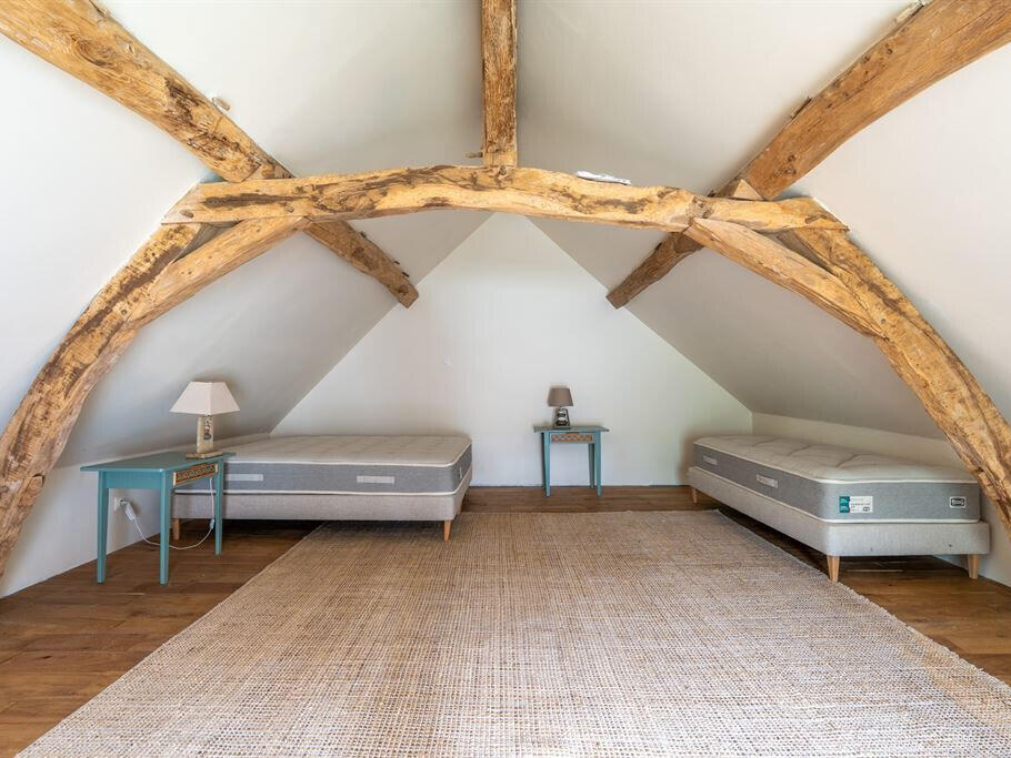 House Esves-le-Moutier