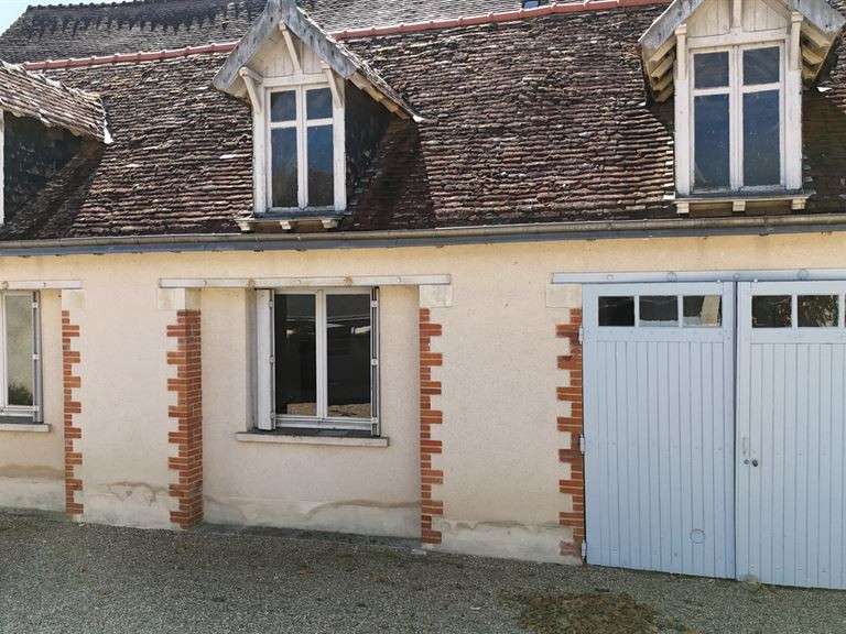 Maison Esvres - 7 chambres - 515m²