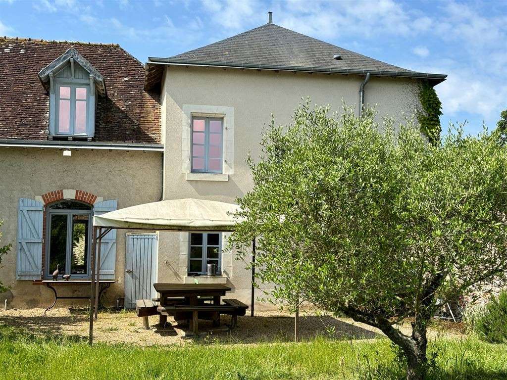 Maison Esvres