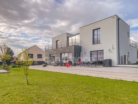 Sale House Étampes - 6 bedrooms