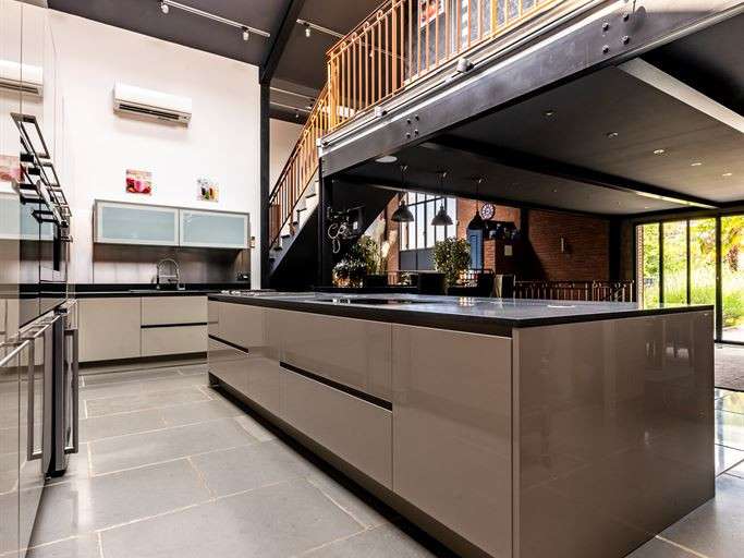 Maison Étampes - 4 chambres - 750m²