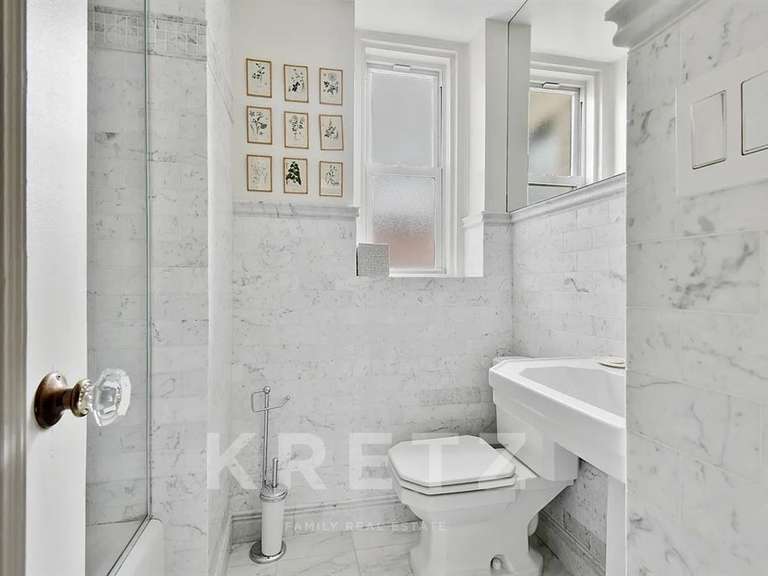 Appartement East New York - 1 chambre - 67m²