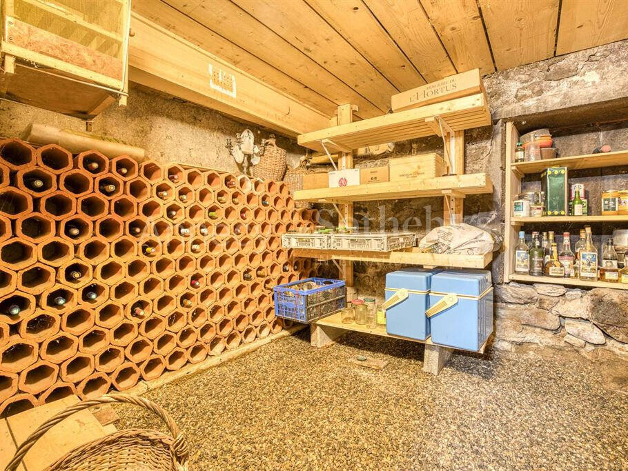 House Etaux