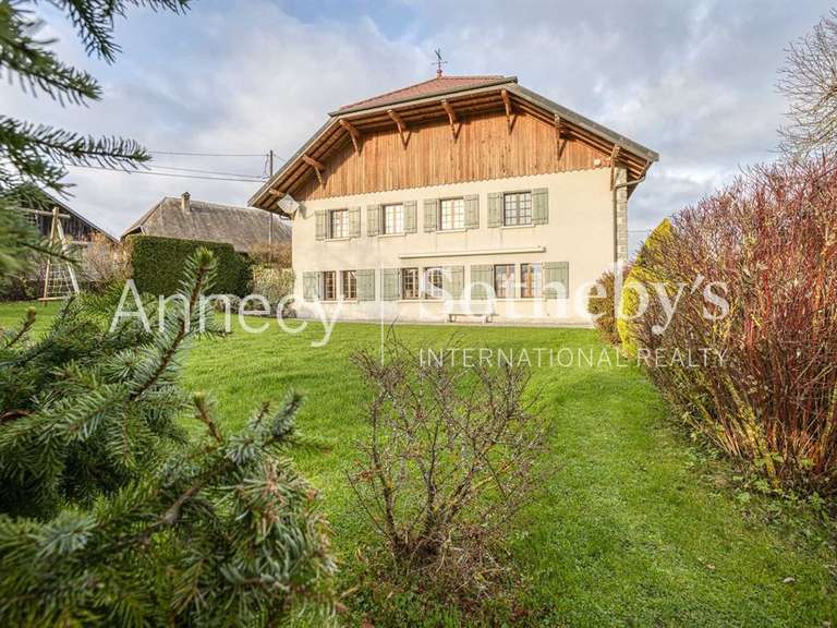 Maison Etaux - 6 chambres - 215m²