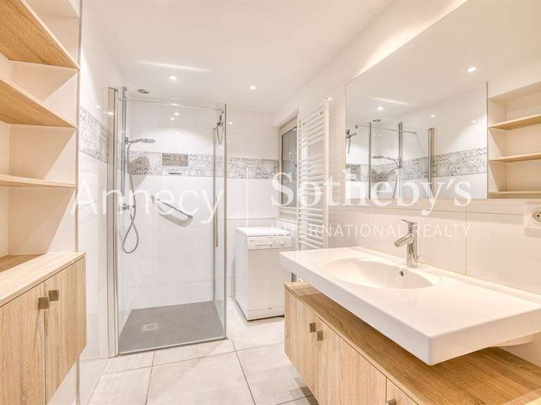 Maison Etaux - 6 chambres - 215m²