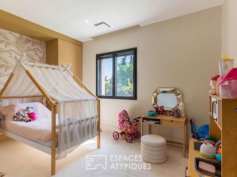 House Étoile-sur-Rhône - 5 bedrooms - 200m²